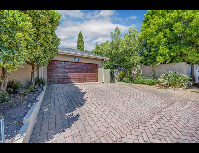 3 BEDROOM HOUSE FOR SALE IN DAINFERN GOLF ESTATE